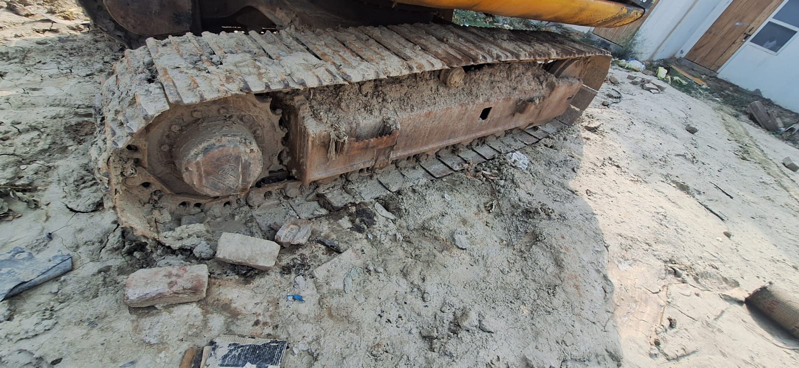 JCB JS130 Excavator (2022) photo 3